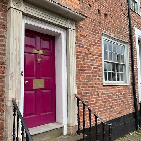 Studio Double. Own Bathroom, Shared Kitchen Bewdley Buitenkant foto